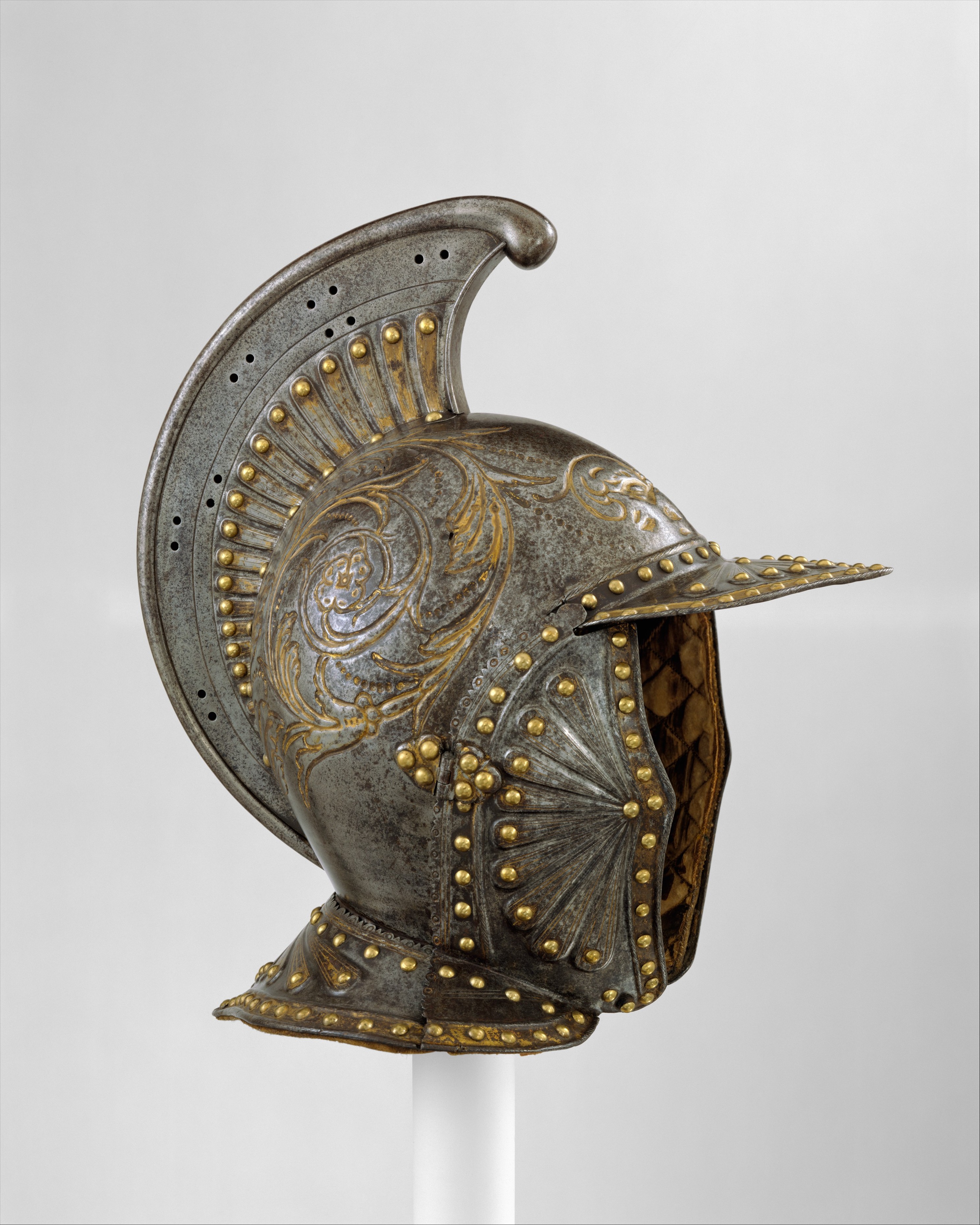 Parade Helmet à l’Antique, French, probably Paris, ca. 1630; The Metropolitan Museum of Art, accession 1997.341.