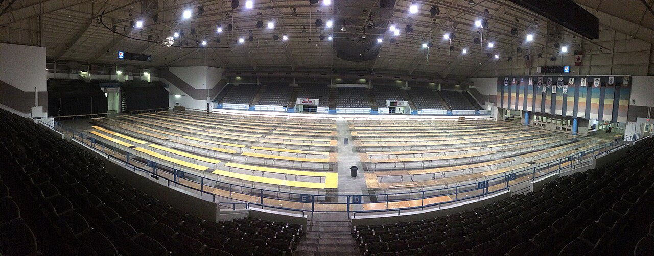 The floor of the 2015 Annex Gun Show at Winston-Salem Fairgrounds.